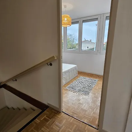Jolie Maison A